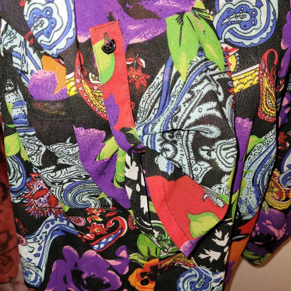 Vincente' Sheer Button Down Long Blouse. - image 5